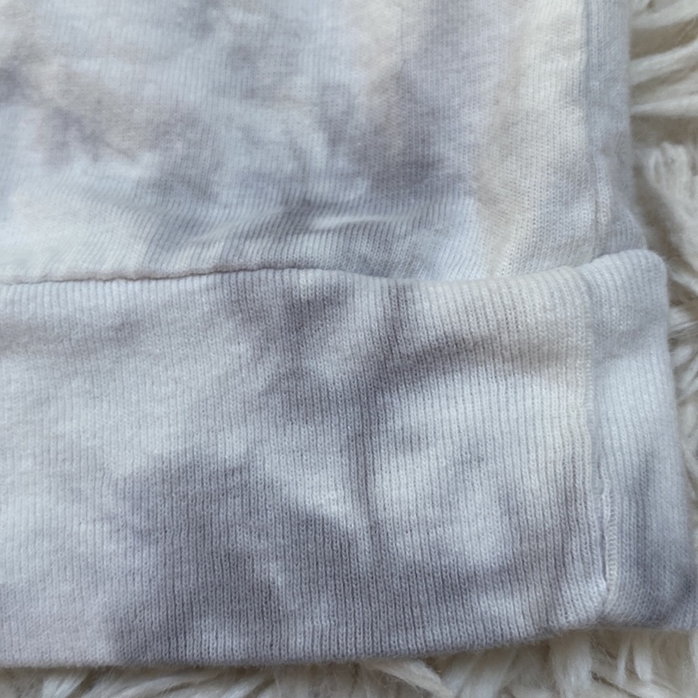 Mono B Tie Dye Top ๐ Gray & White - Picture 9 of 14